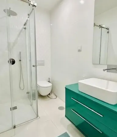 Apartment Well *