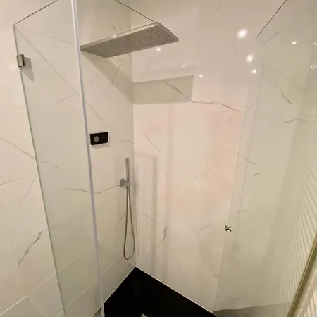 Apartment Well *