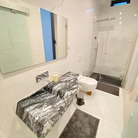 Apartment Well